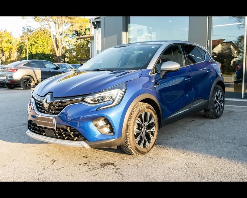 Usata Renault Captur Techno 91 CV (66 kW) 2024 Blu SUV