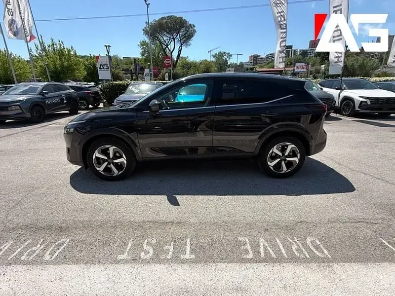 Usata Nissan Qashqai N-Connecta 140 CV (102 kW) 2022 Nero SUV