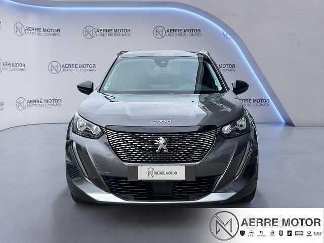 Usata Peugeot 2008 Allure 131 CV (96 kW) 2022 Grigio SUV