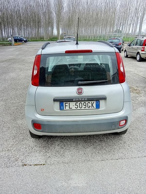 Usata Fiat Panda 95 CV (69 kW) 2017 Gray Utilitaria
