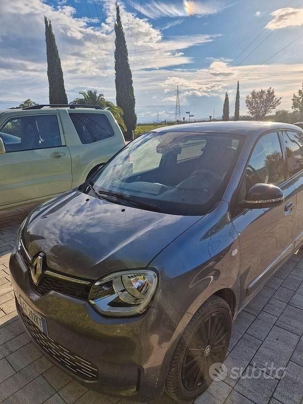Usata 2024 Renault Twingo Urban Due volumi | 13.900 € (Buon prezzo) - Immagine 1/4