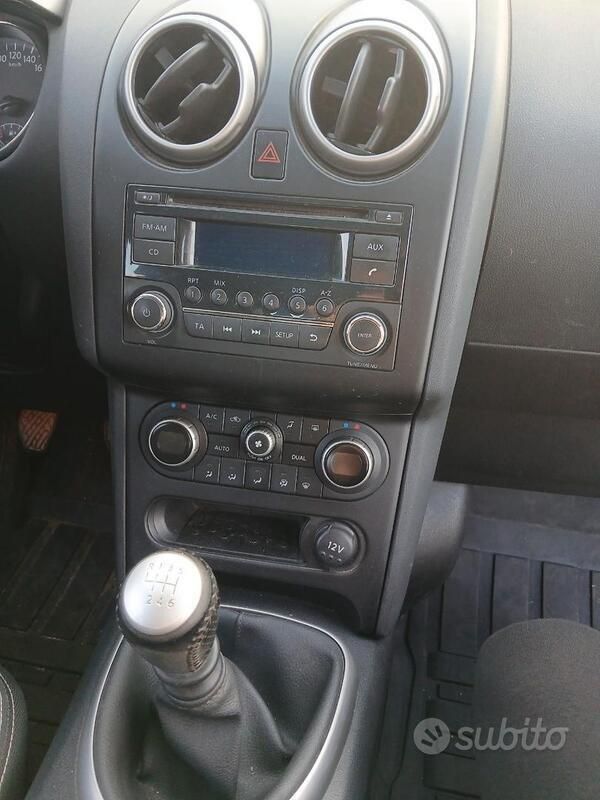 Usata Nissan Qashqai 2013 Grigio SUV