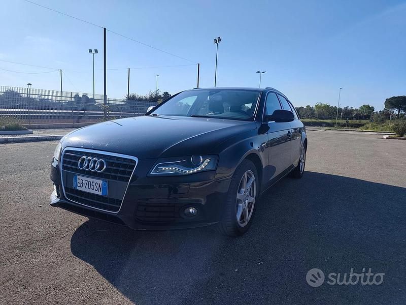 Usata Audi A4 143 CV (105 kW) 2010 Blu Station wagon