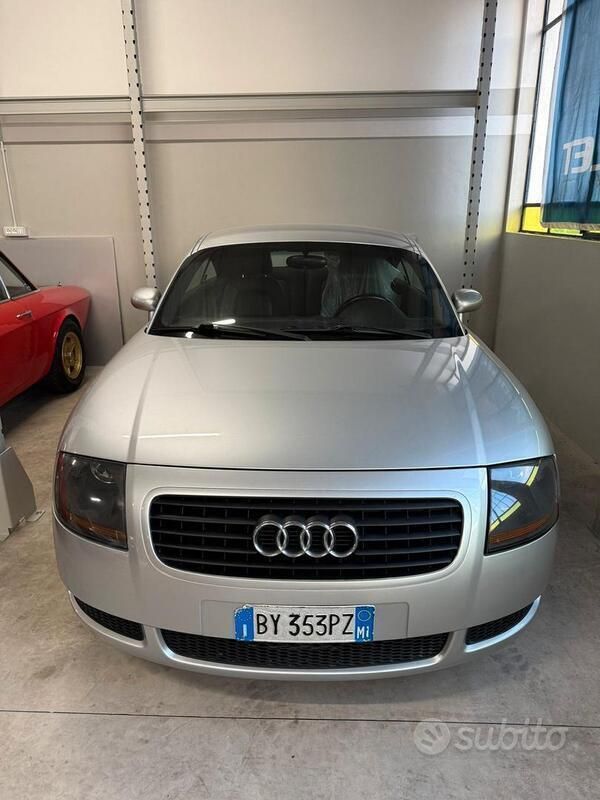 Usata Audi TT 179 CV (131 kW) 2002 Argento Coupé