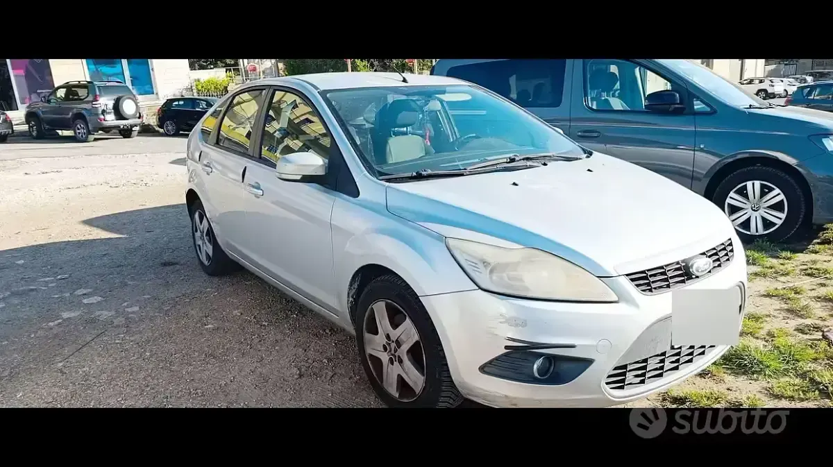 Usata Ford Focus 90 CV (66 kW) 2008 Grigio Berlina
