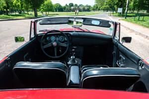 Usata MG C 147 CV (108 kW) 1968 Rosso Cabrio