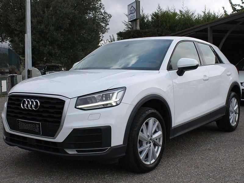 Usata Audi Q2 Design 116 CV (85 kW) 2017 Bianco SUV