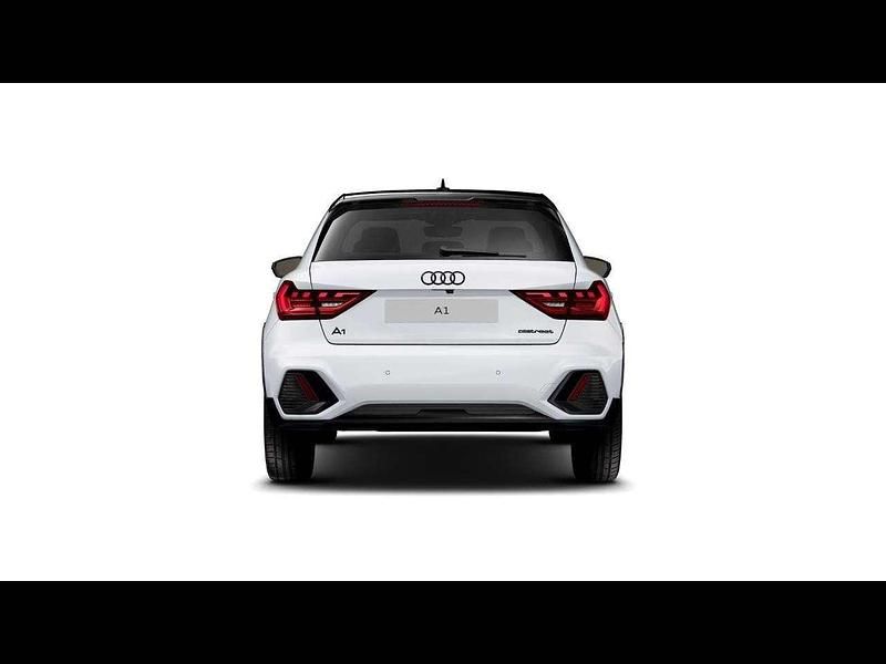 Nuova Audi A1 Ambiente 116 CV (85 kW) 2026 Bianco ghiacciaio metallizzato SUV