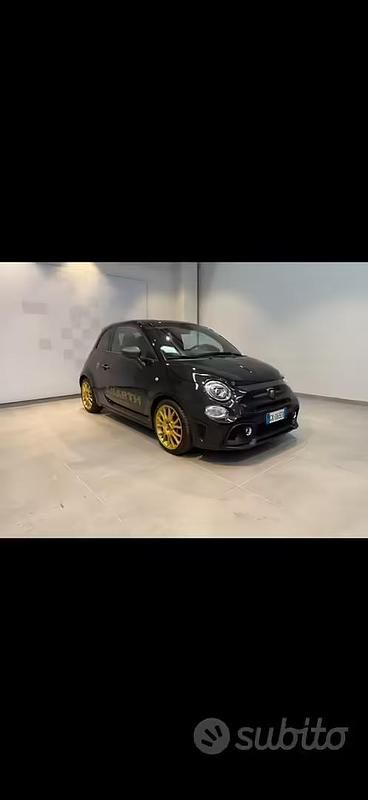 Usata Abarth 695 180 CV (132 kW) 2025 Nero Utilitaria