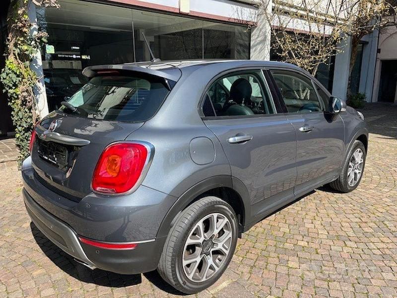 Usata Fiat 500X Cross 140 CV (102 kW) 2018 Grigio scuro SUV