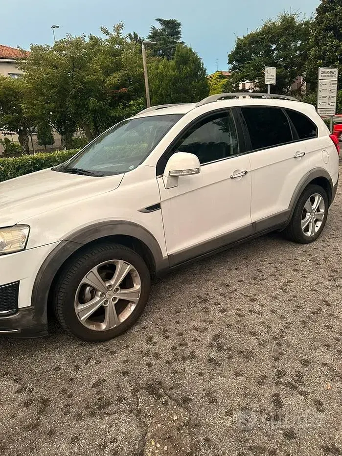 Usata Chevrolet Captiva 163 CV (119 kW) 2013 Bianco SUV