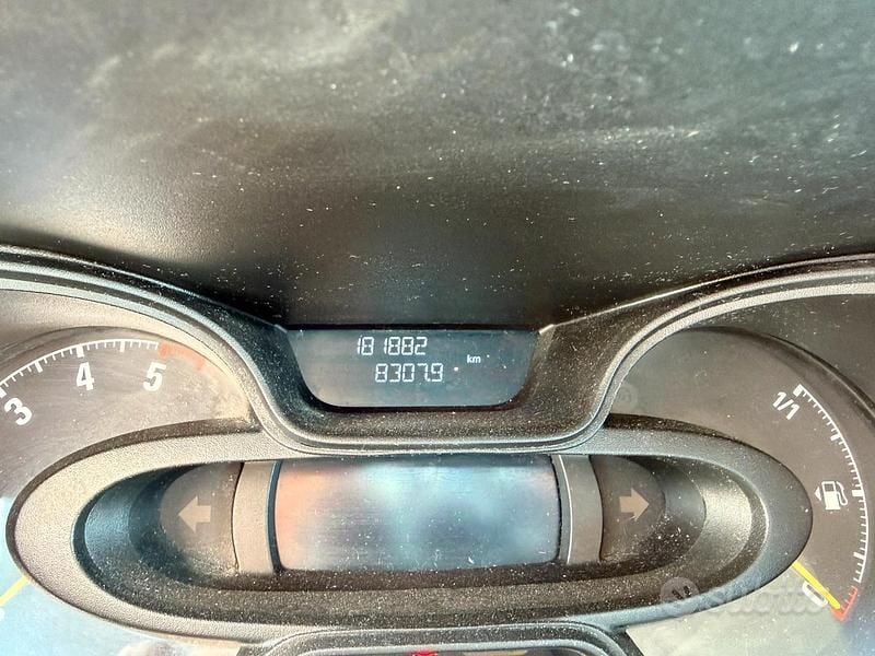 Occasion Opel Vivaro 2015 Gris Monospace