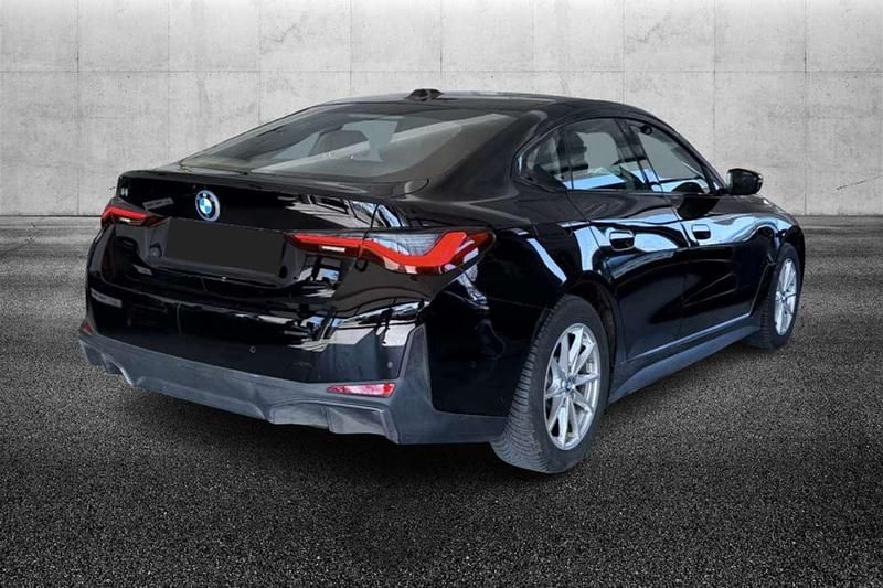 Usado BMW i4 Sport Line 105 kW (143 CV) 2023 Negro Berlina
