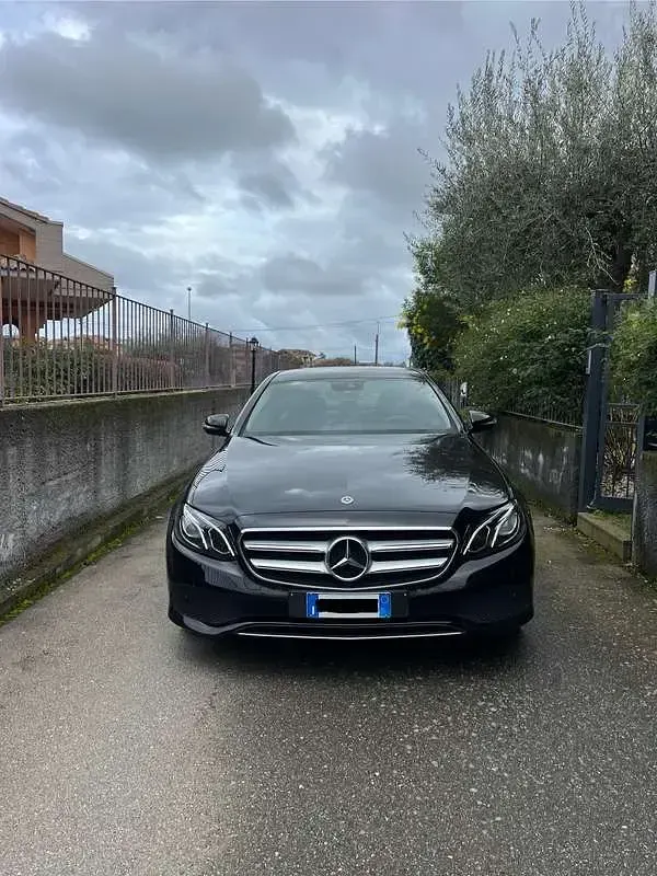 Usata Mercedes E200 Business 150 CV (110 kW) 2018 Berlina