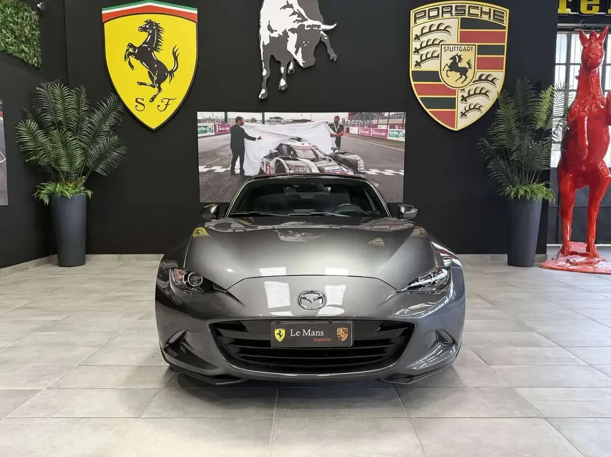 Usata Mazda MX5 Edition 131 CV (96 kW) 2018 Machine grey Cabrio