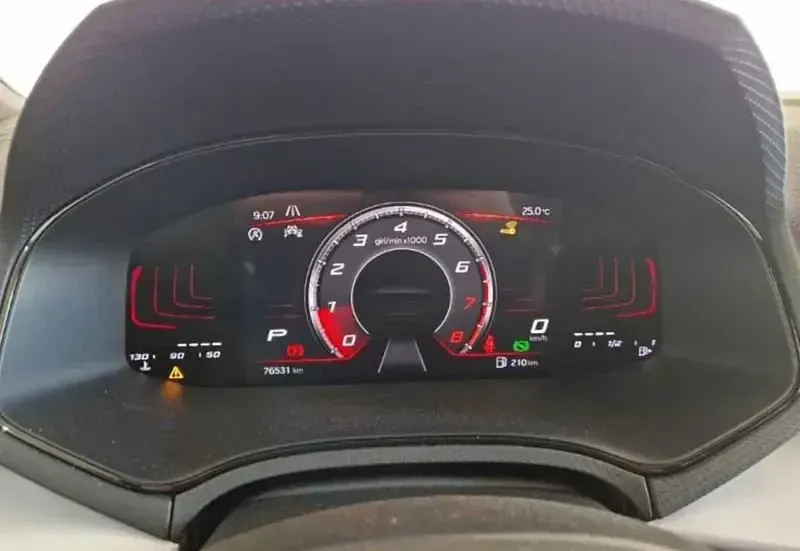 Usata Seat Arona Xperience 110 CV (80 kW) 2023 Bianco SUV