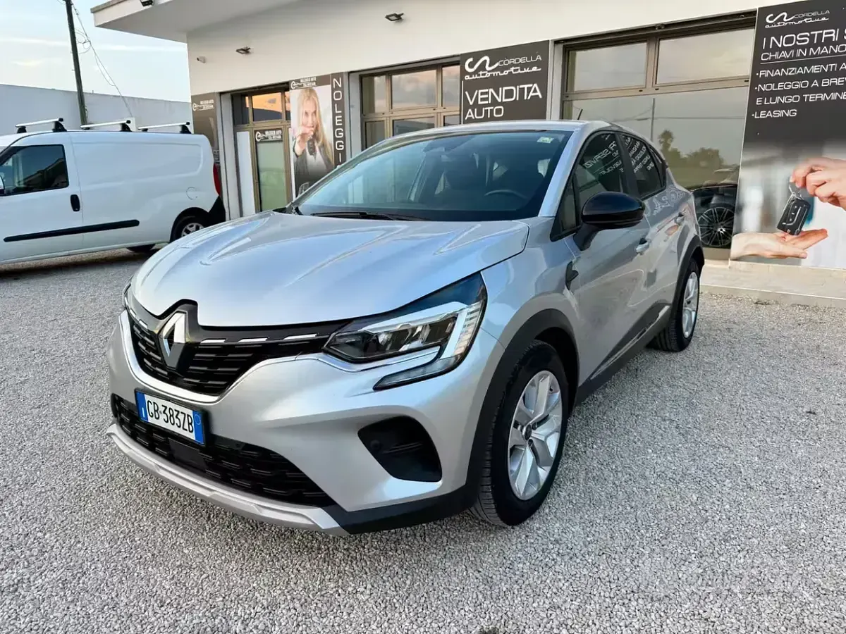 Usata Renault Captur Life 101 CV (74 kW) 2020 Grigio SUV