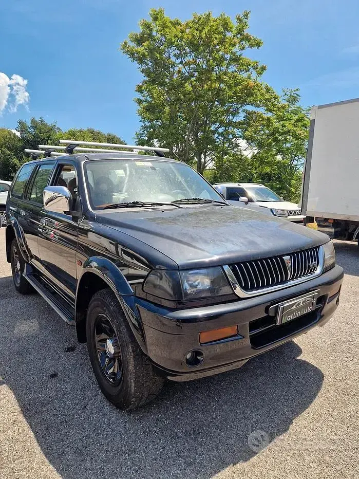 Usata Mitsubishi Pajero Sport 177 CV (130 kW) 1999 Nero SUV