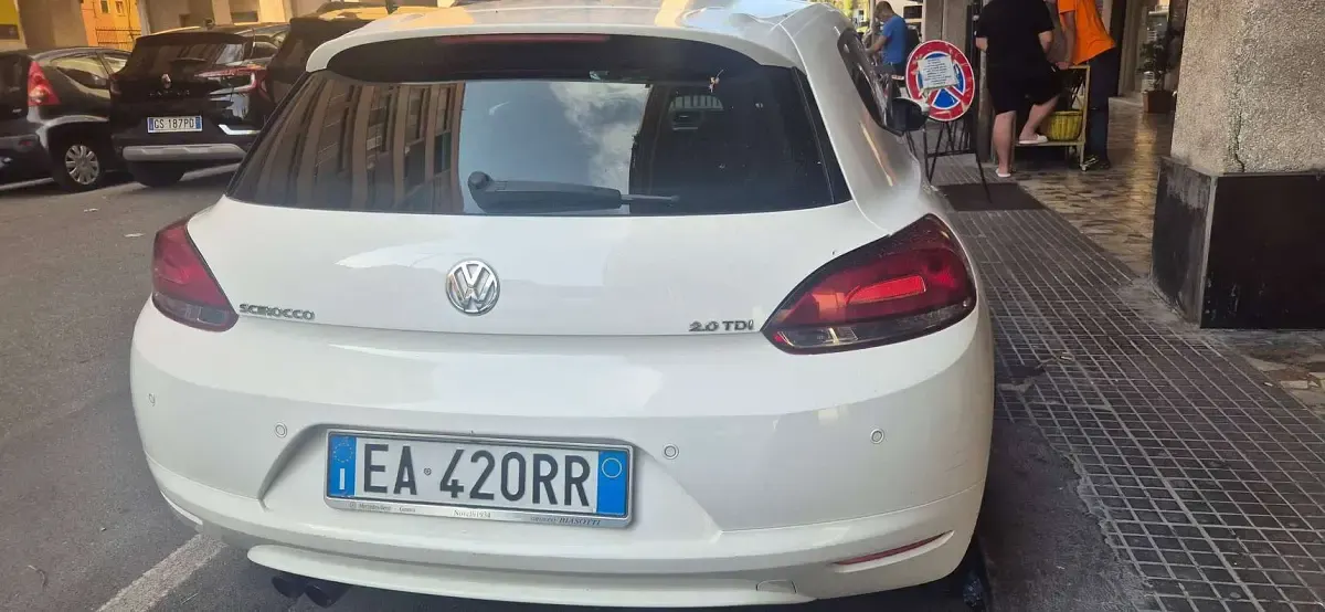 Usata VW Scirocco 140 CV (102 kW) 2010 Bianco Coupé
