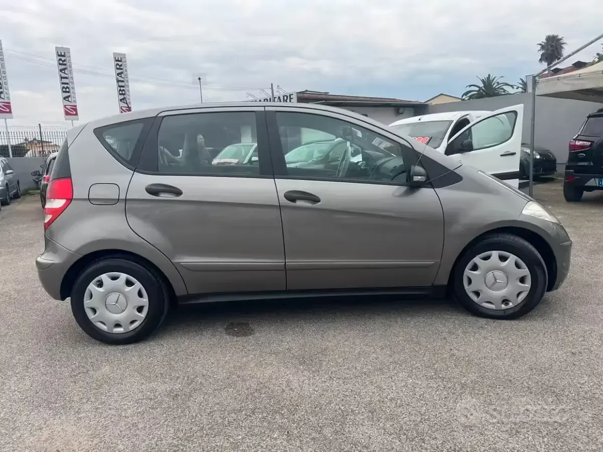 Occasion Mercedes A180 Avantgarde Edition 109 ch (80 kW) 2008 Gris Berline