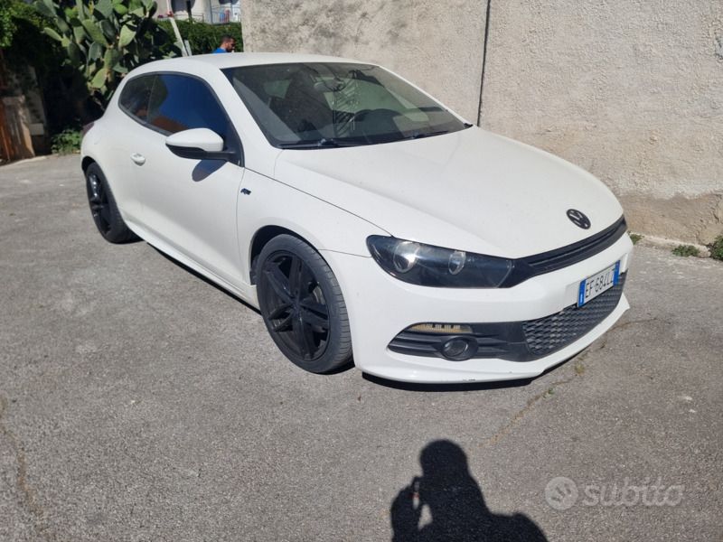 Usata 2011 VW Scirocco R-line Coupé | 9500 € (Super prezzo) - Immagine 1/4