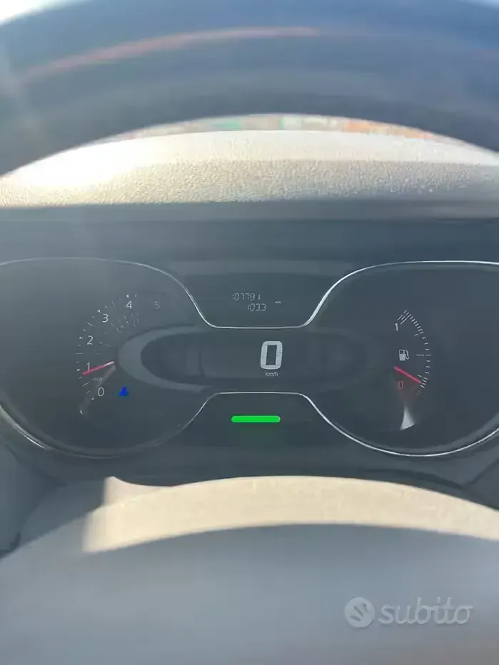 Usata Renault Captur Intens 90 CV (66 kW) 2018 Bianco SUV