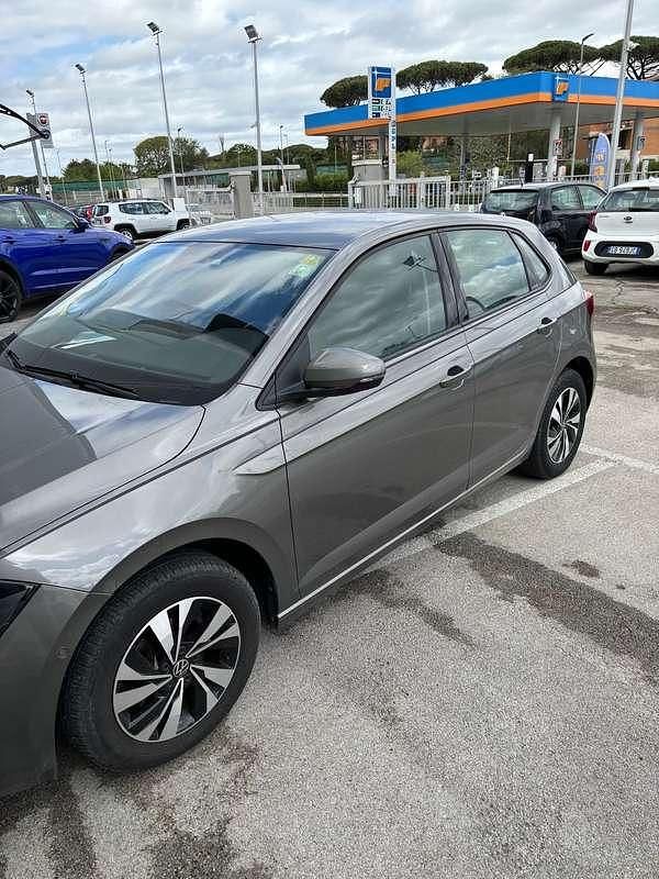 Usata VW Polo Style 95 CV (69 kW) 2021 Grigio Berlina