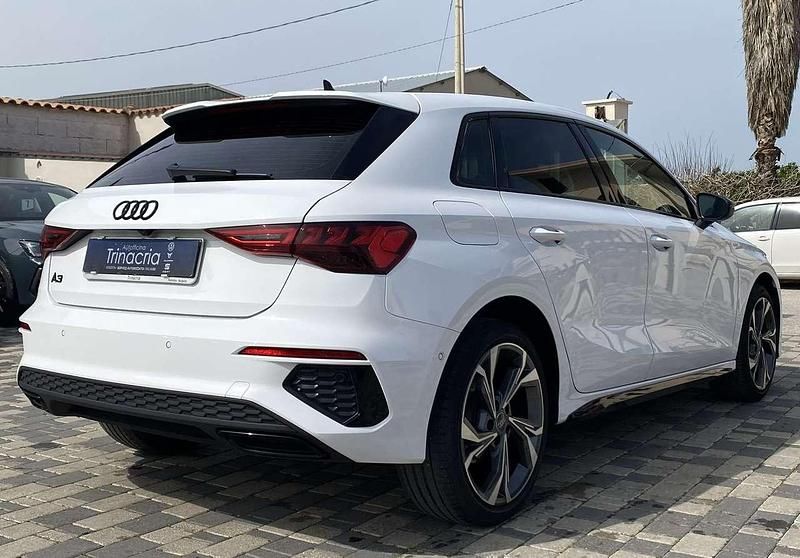 Usata Audi A3 Sportback S-Line 150 CV (110 kW) 2021 Other Utilitaria
