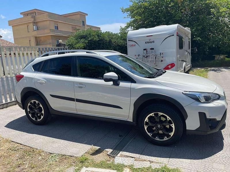 Usata Subaru XV Style 114 CV (83 kW) 2021 Bianco SUV