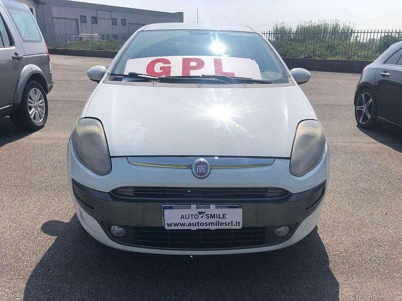 Usata Fiat Punto Evo Dynamic 77 CV (56 kW) 2009 Bianco Utilitaria