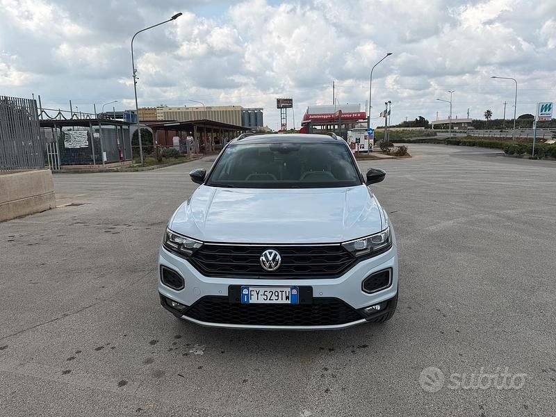 Usata VW T-Roc Advance 116 CV (85 kW) 2018 Bianco SUV
