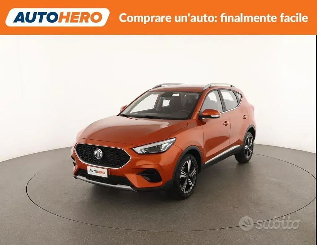 Usata MG ZS Comfort 106 CV (77 kW) 2024 Arancio SUV