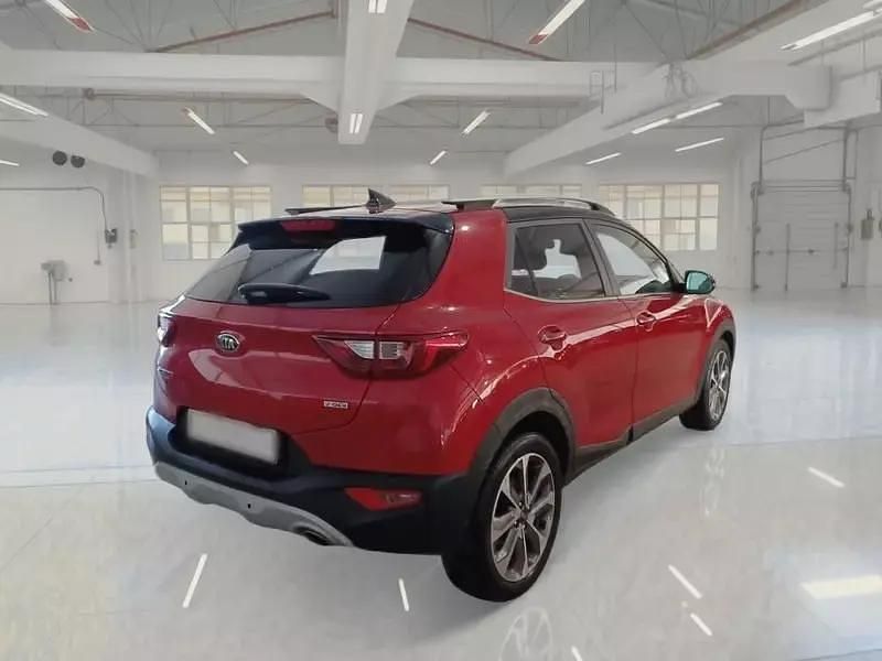Używany Kia Stonic 119 KM (87 kW) 2019 Czerwony SUV
