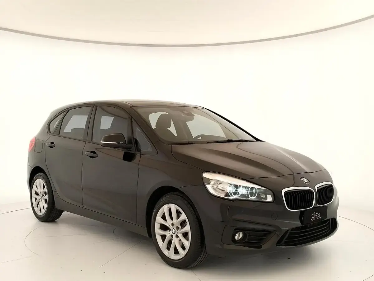 Usata BMW 218 Advantage 150 CV (110 kW) 2018 Nero Station wagon