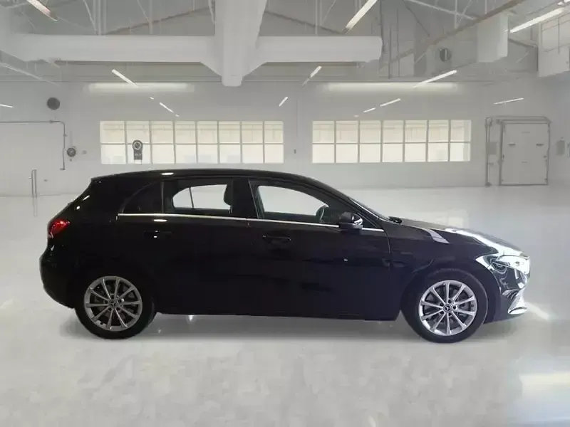 Usata Mercedes A250 Business 160 CV (117 kW) 2021 Berlina