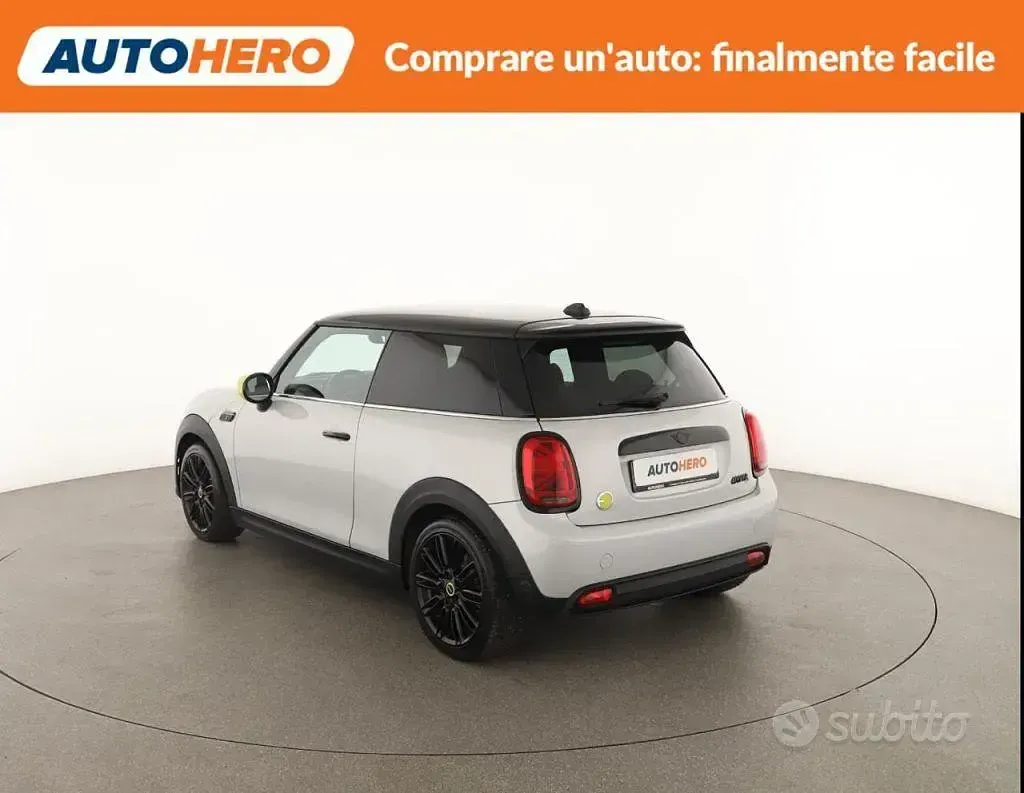 Usata Mini Cooper SE 75 kW (102 CV) 2020 Grigio Utilitaria