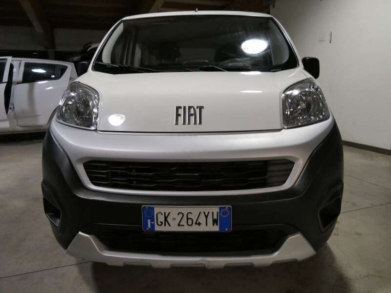 Usata Fiat Fiorino 95 CV (69 kW) 2022 Bianco pastello Monovolume