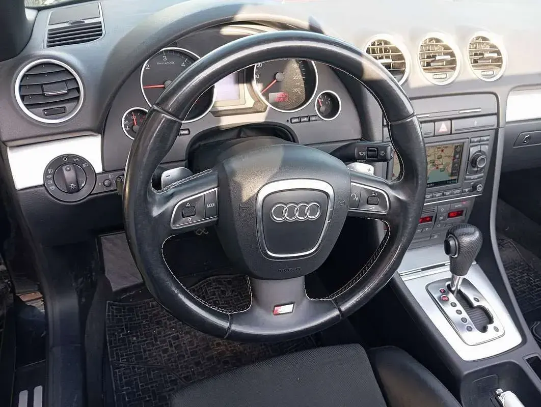 Usata Audi A4 Cabriolet S-Line 140 CV (102 kW) 2007 Cabrio
