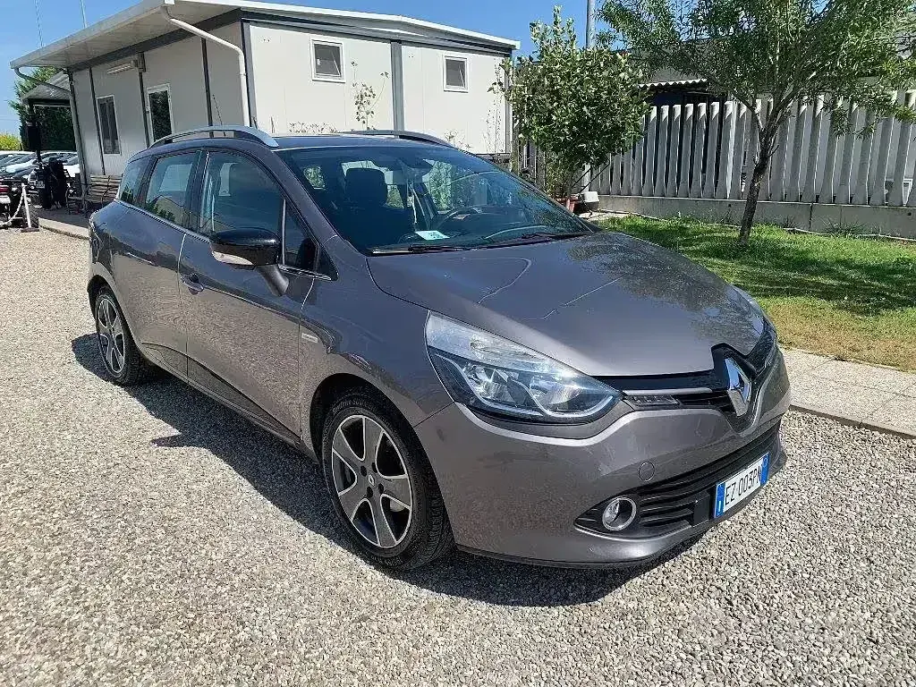 Usata Renault Clio 75 CV (55 kW) 2015 Grigio Station wagon