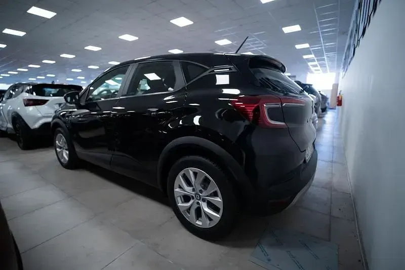 Usata Renault Captur Business 145 CV (106 kW) 2022 Other SUV
