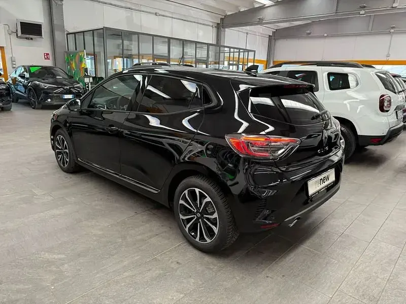 Usata Renault Clio Techno 91 CV (66 kW) 2025 Nero Utilitaria
