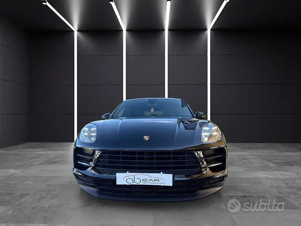 Usado Porsche Macan 245 CV (180 kW) 2020 Negro SUV