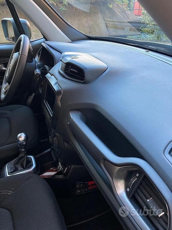 Usata Jeep Renegade Longitude 120 CV (88 kW) 2023 Nero SUV