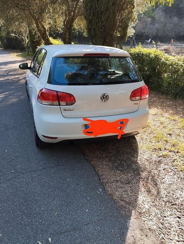 Second-hand VW Golf VII 102 CP (75 kW) 2013 Alb Berlinǎ
