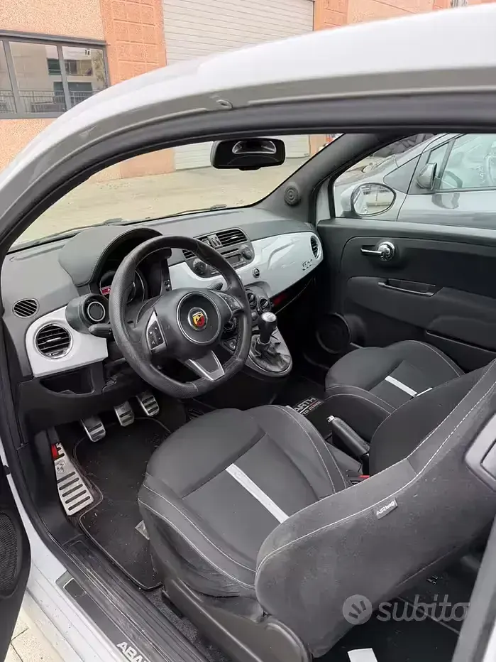 Usata Abarth 595 140 CV (102 kW) 2015 Grigio Berlina