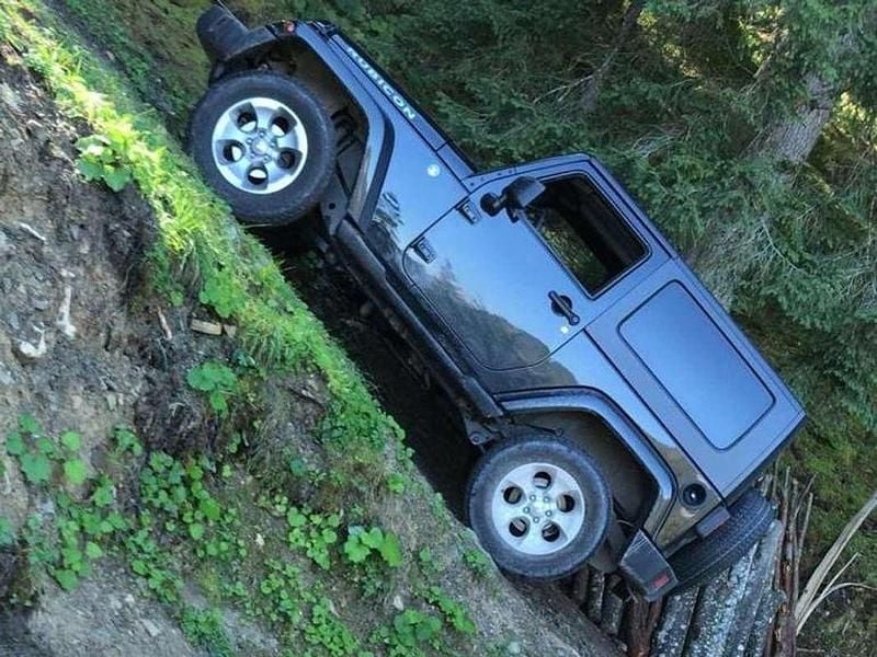 Usata Jeep Wrangler Sahara 177 CV (130 kW) 2008 Nero SUV