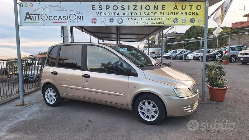 Usata Fiat Multipla 120 CV (88 kW) 2008 Giallo Monovolume