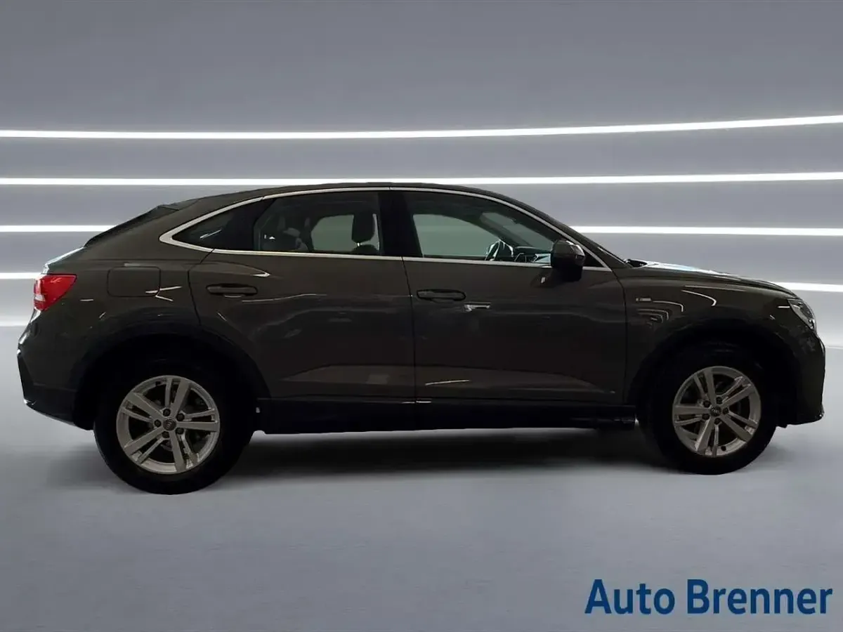 Usata Audi Q3 Sportback 150 CV (110 kW) 2019 Grigio SUV