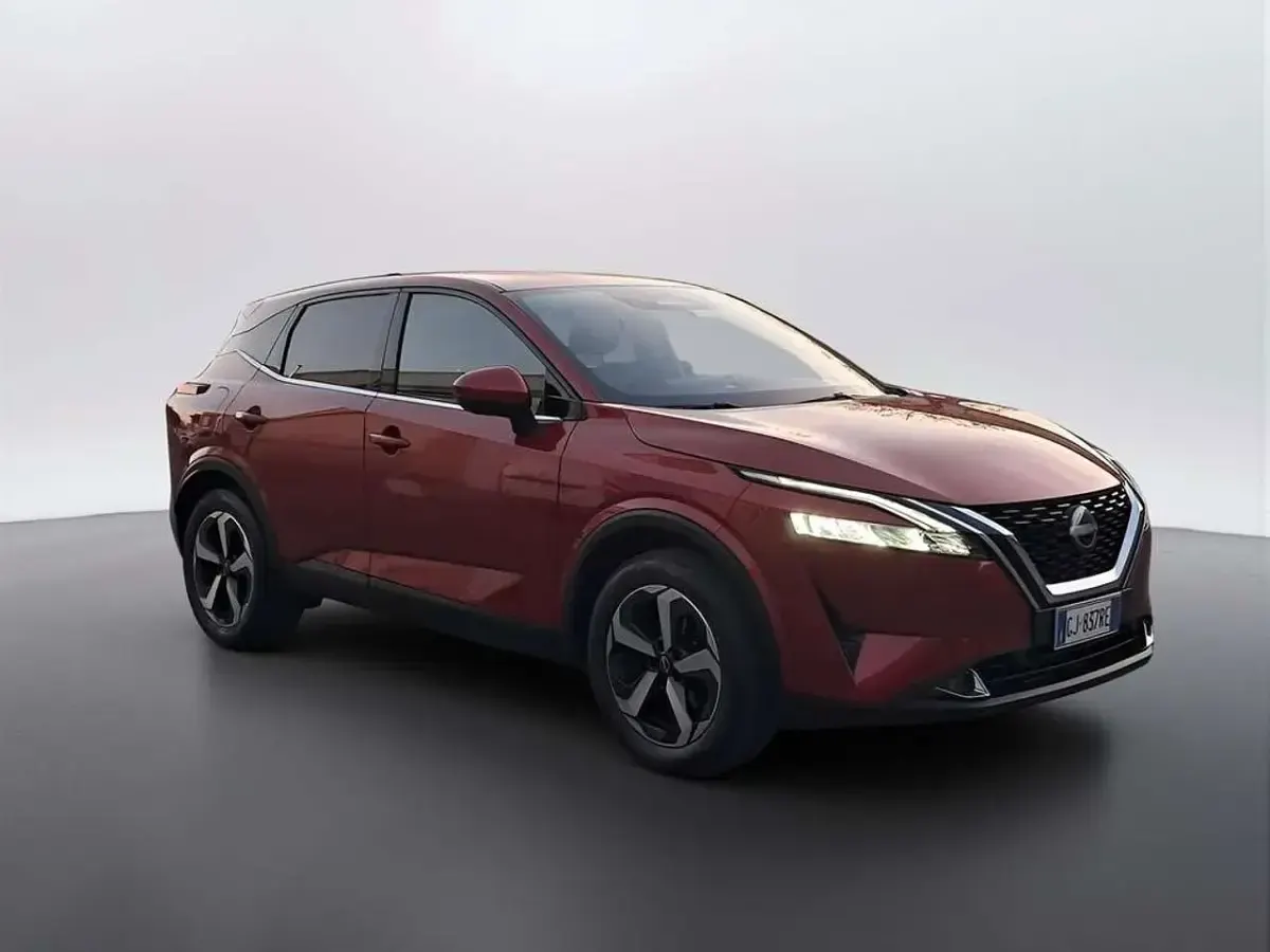 Usata Nissan Qashqai N-Connecta 158 CV (116 kW) 2022 Rosso SUV