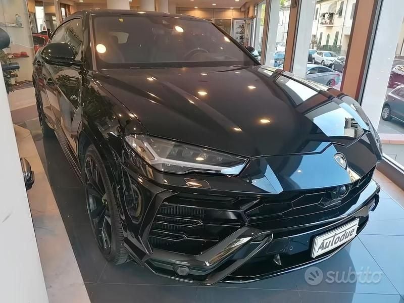 Usata Lamborghini Urus 650 CV (478 kW) 2022 Nero SUV
